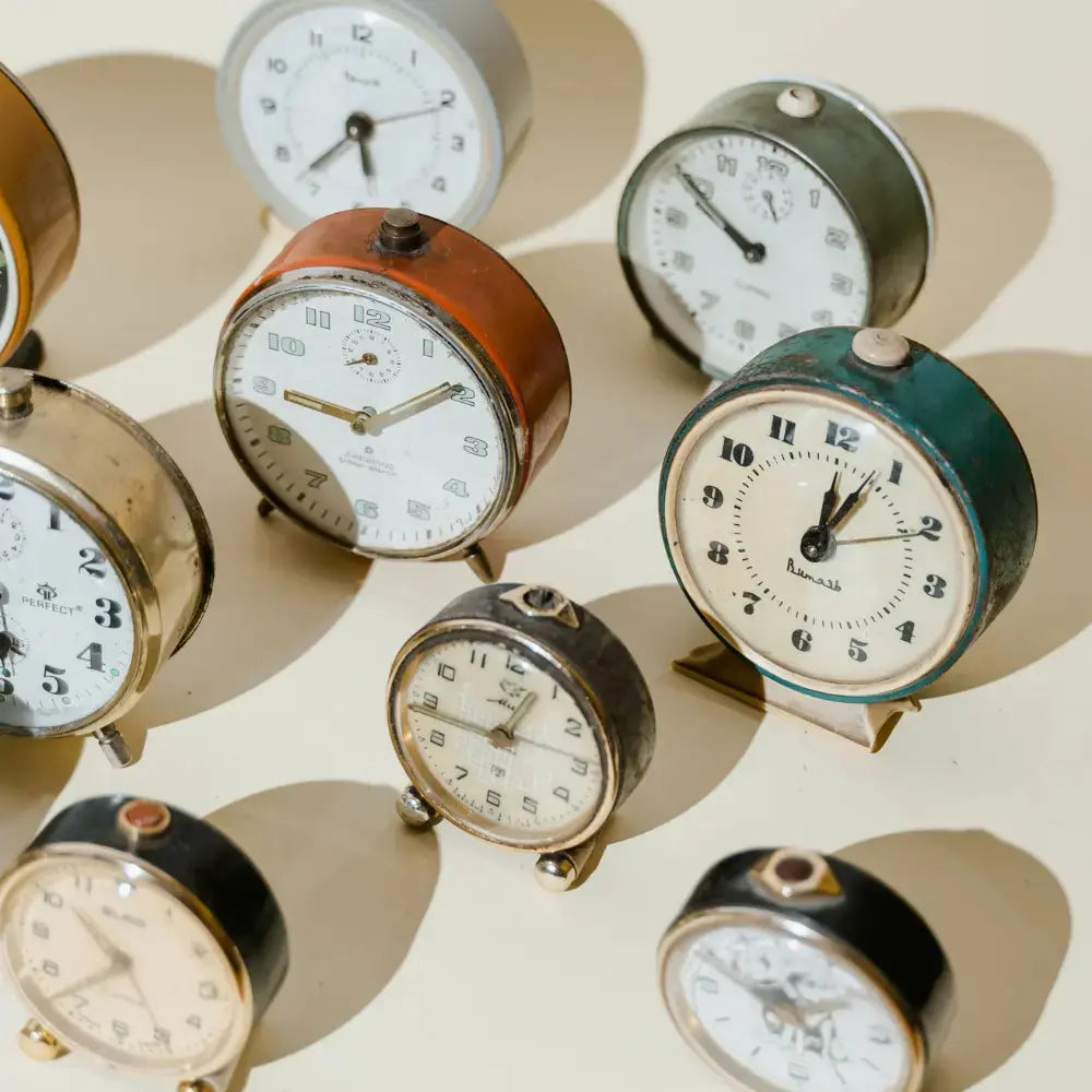 “Modern and classic alarm clocks for bedside tables – Hot Deal Warehouse home accessories”