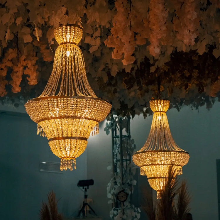 “Chandeliers – elegant lighting for dining rooms, living rooms, and entryways – Hot Deal Warehouse”