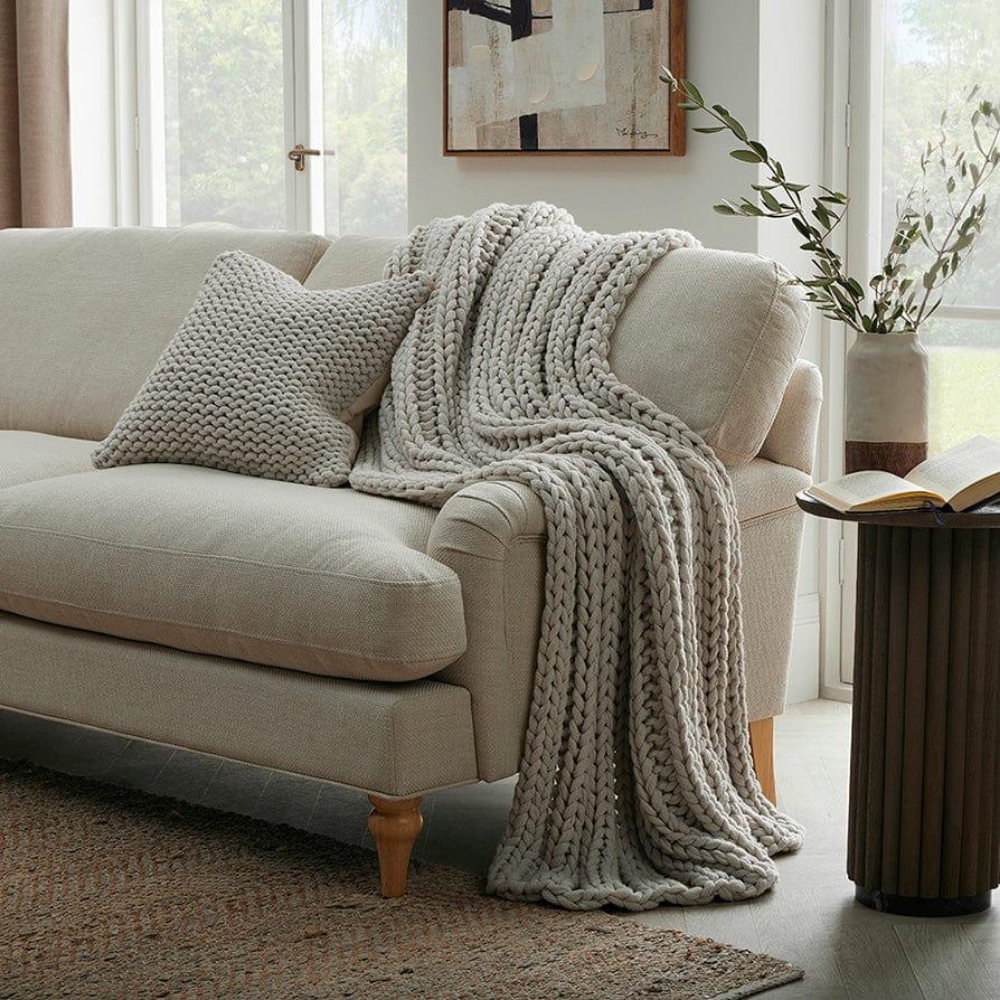 “Throws – cozy, decorative blankets for sofas and beds – Hot Deal Warehouse home décor”