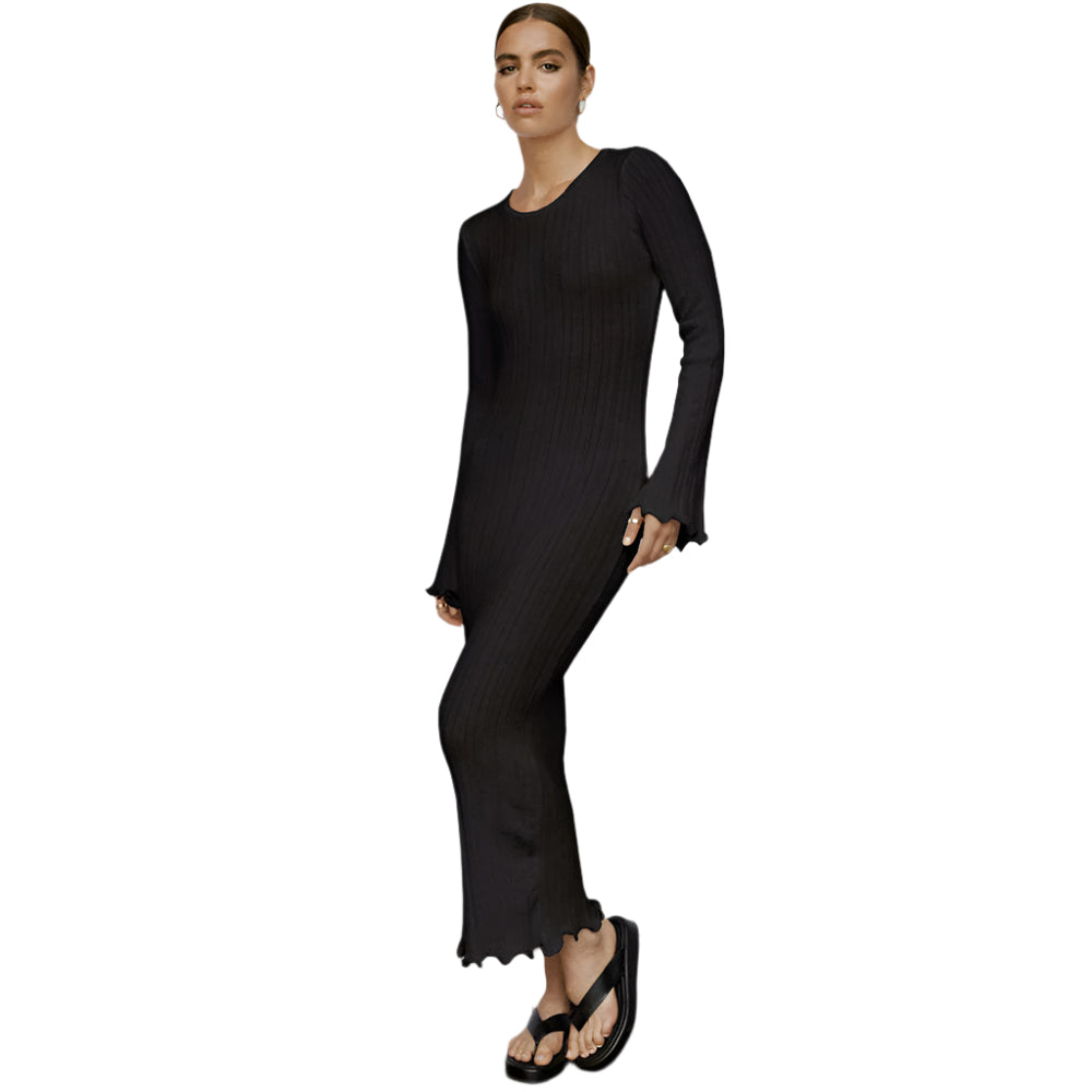 Fashion slim long-sleeved ruffled long dress, backless sexy hip-wrapped knitted maxi dress for women, perfect for parties and beach events.

