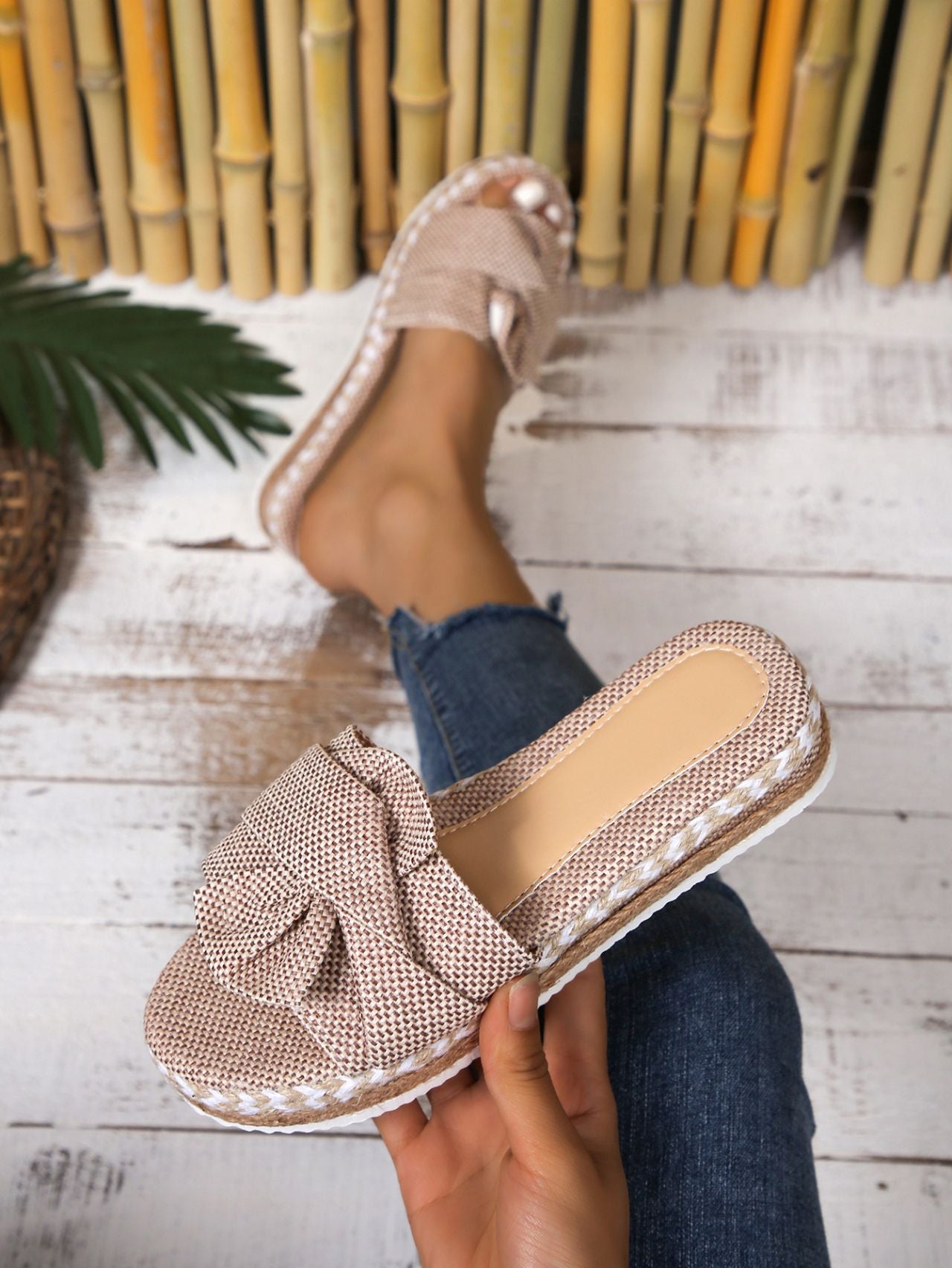women's beach slides Australia