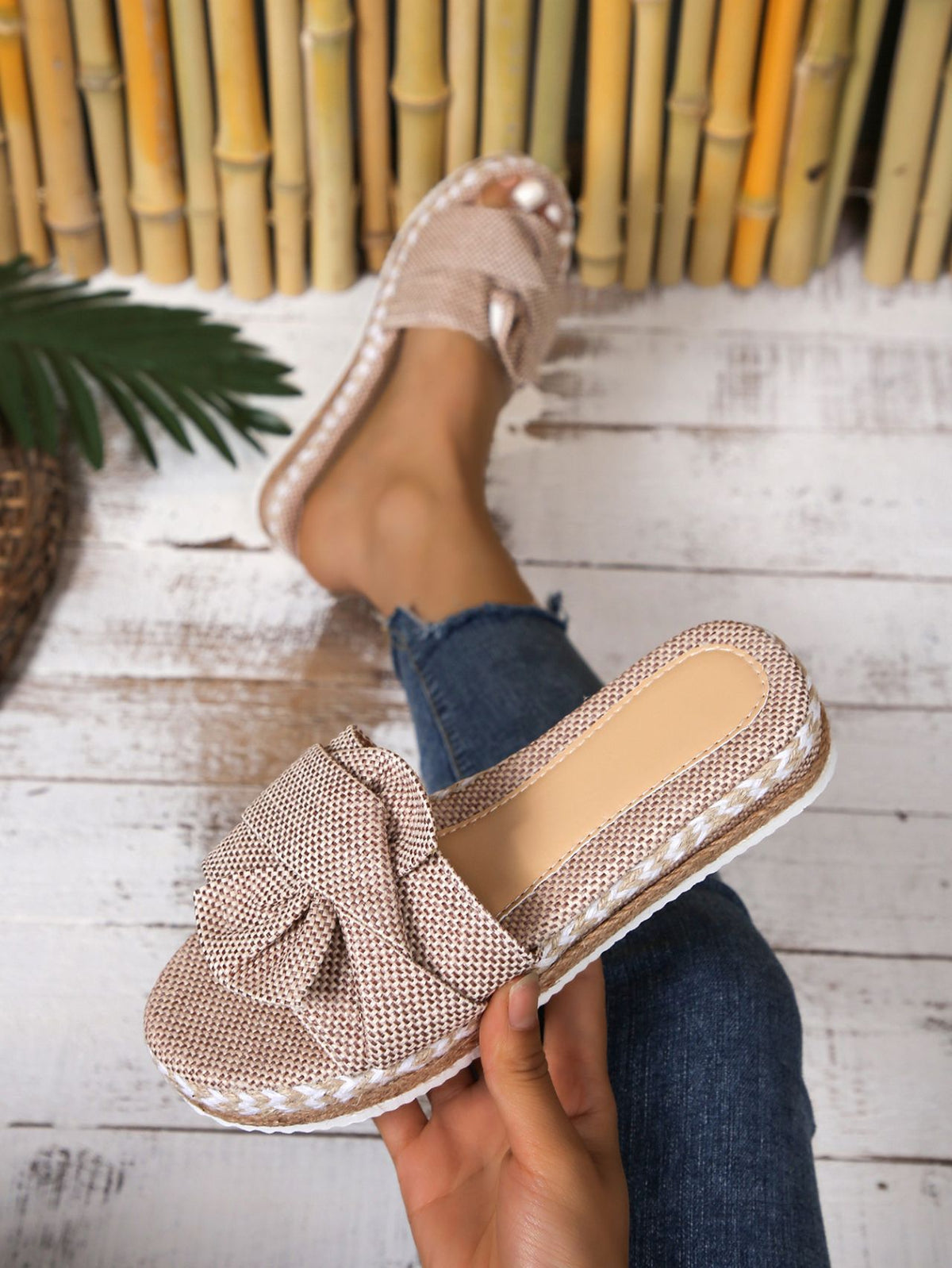 women's beach slides Australia