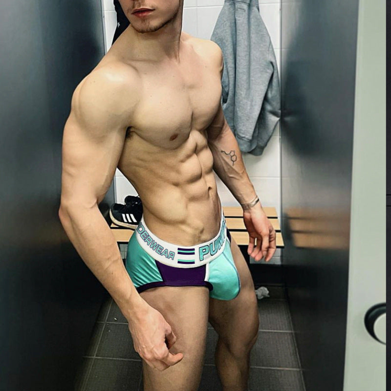 Men’s low waist cotton fashion briefs in a sleek modern style

