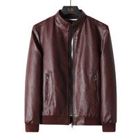 Plus Size Men's Simplicity Leather Coat – Black PU leather jacket with a sleek zipper closure, offering comfort and style for all body types.








