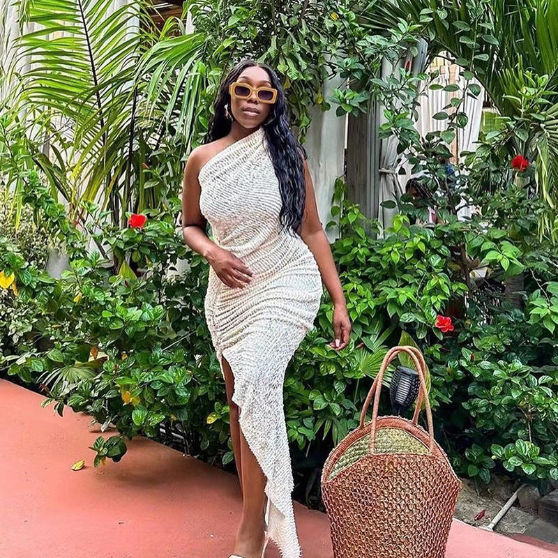 Fashion Shoulder Sleeve Irregular Hem Dress – Stylish Evening Wear with Trendy Shoulder Sleeves.








