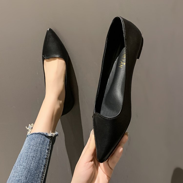 “Billie Flats – women’s comfortable, stylish flat shoes designed for everyday wear and effortless style – Hot Deal Warehouse footwear”









