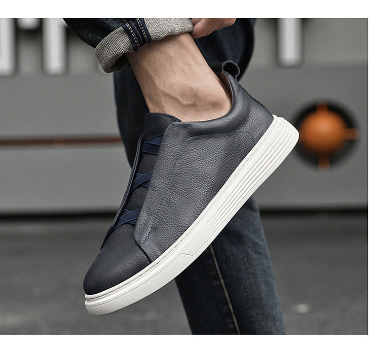 Men's low top sports board shoes with layer cowhide material, designed for comfort, breathability, and style in casual wear.








