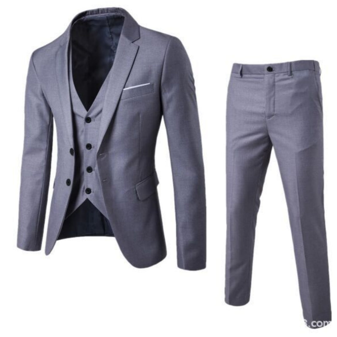 Men’s Business Cotton Blend Casual Suit – Modern Tailored Fit with a Classic Two-Button Design.








