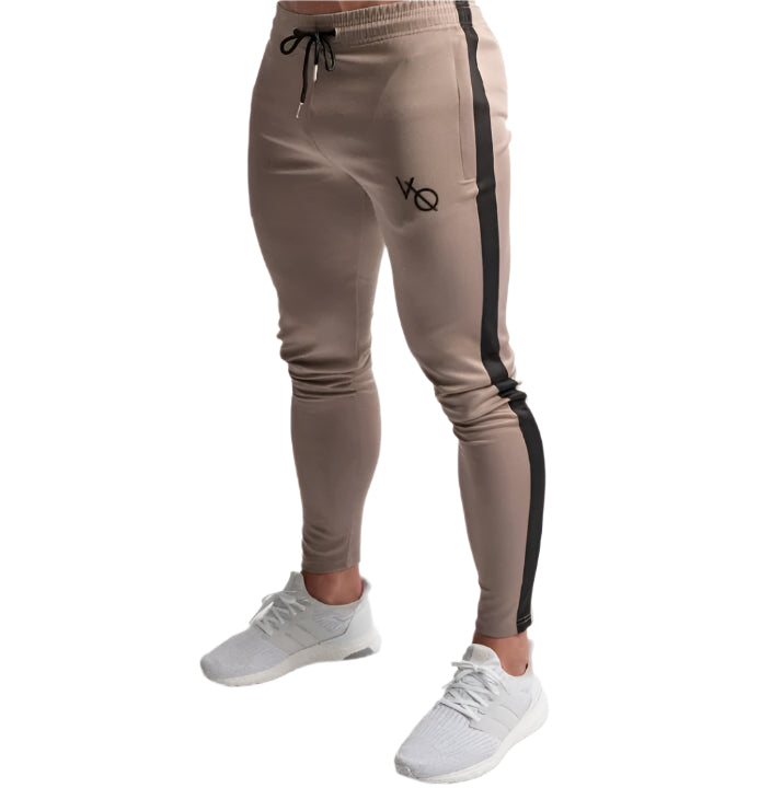 Men’s joggers made from soft, stretchy fabric, featuring an elastic waistband and cuffed ankles, perfect for casual wear or active workouts