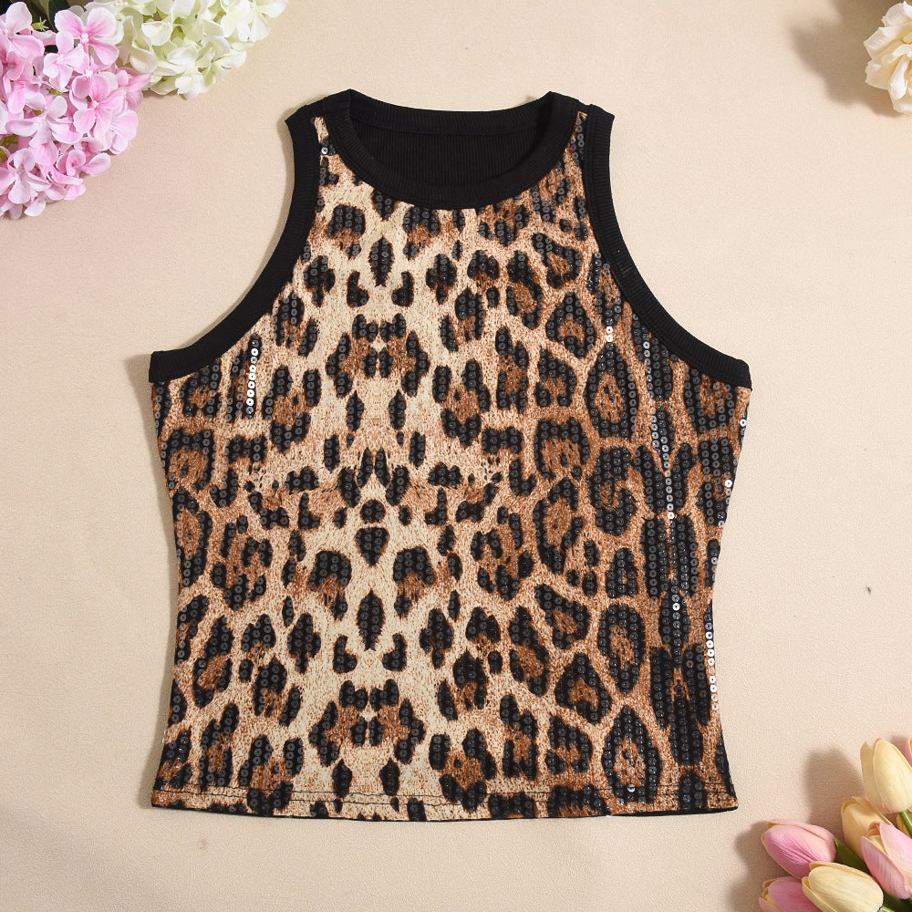 Sexy Cropped Sleeveless Sequin Leopard Print Vest – Bold leopard print with shimmering sequins for a standout look.








