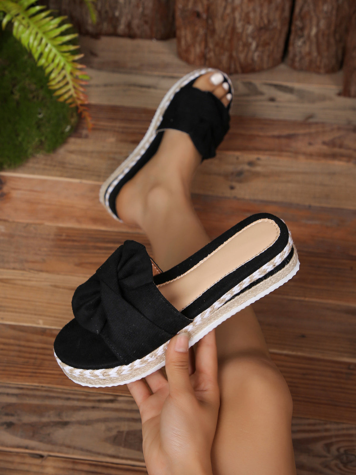 women's slip on sandals Australia