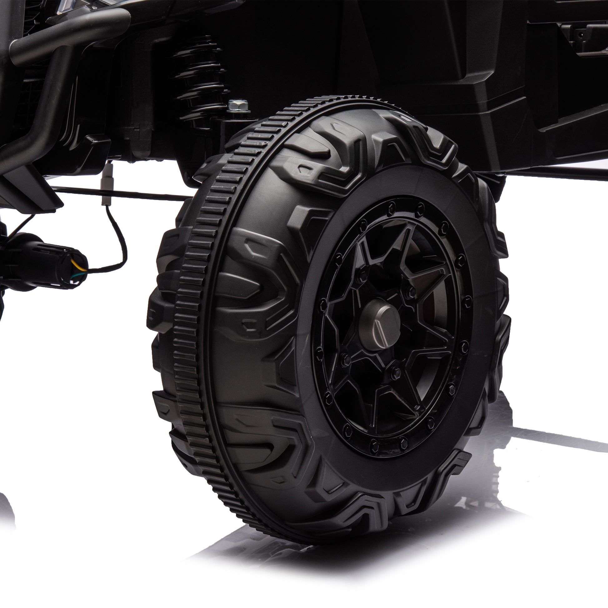 Side by side 4x4 ride-on truck for kids, featuring a durable design with working headlights, adjustable seat, and forward/reverse motion. Equipped with realistic off-road tires and easy-to-use controls, this electric truck provides an exciting outdoor adventure for children ages 3-7