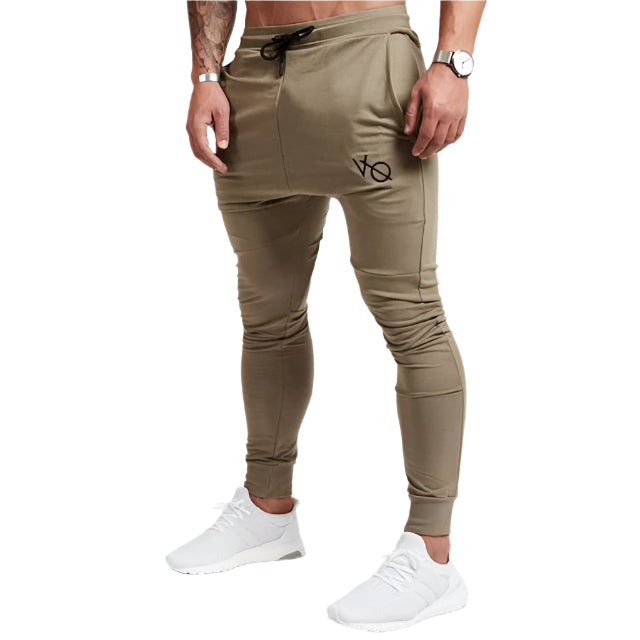 Men’s joggers made from soft, stretchy fabric, featuring an elastic waistband and cuffed ankles, perfect for casual wear or active workouts