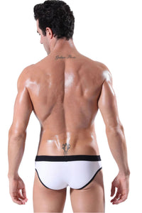 Men’s low waist solid color triangle briefs – breathable cotton comfort and sleek fit

