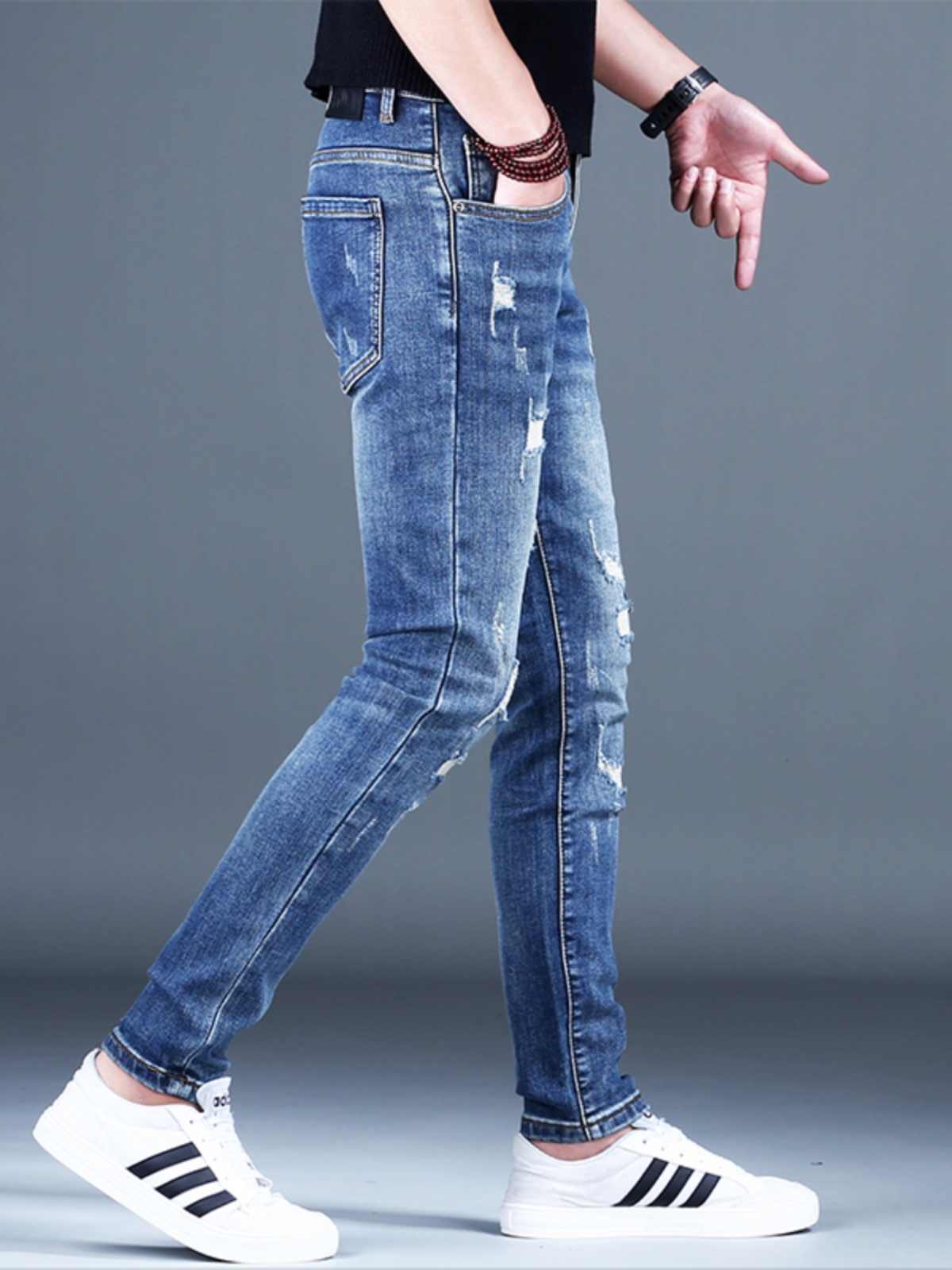 Men’s Ripped Fleece Padded Jeans – slim-fit, stretchable, and fleece-lined for warmth and style.