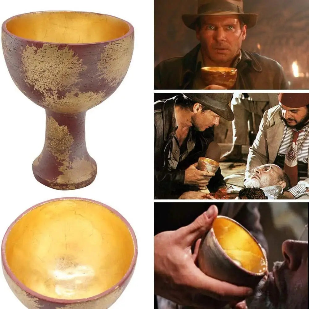 Indiana Jones Holy Grail Cup replica in vintage gold – resin prop for cosplay, Halloween, and movie-themed decor.








