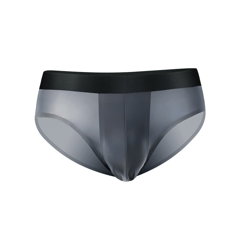 Men’s ultra-thin seamless ice silk underwear in lightweight breathable fabric for summer.

