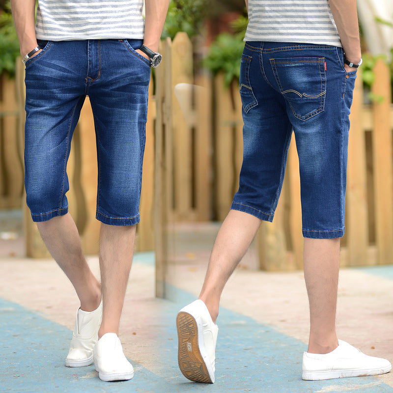 Cropped denim shorts in a lightweight ultra-thin design for men