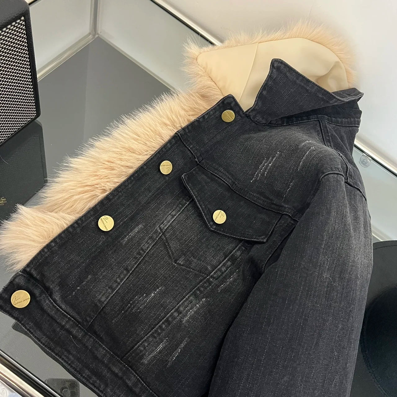 Model wearing the Temperament O-neck lambswool fur coat with contrast color design
