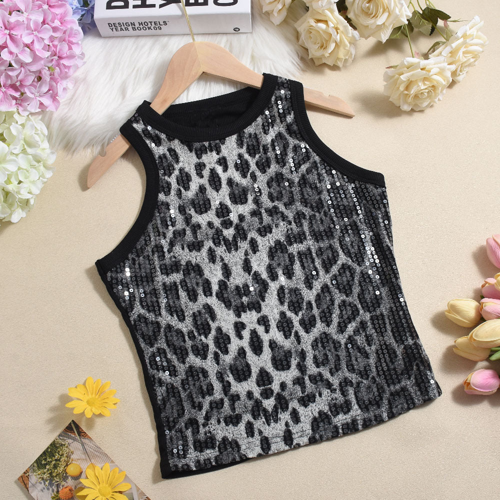 Sexy Cropped Sleeveless Sequin Leopard Print Vest – Bold leopard print with shimmering sequins for a standout look.








