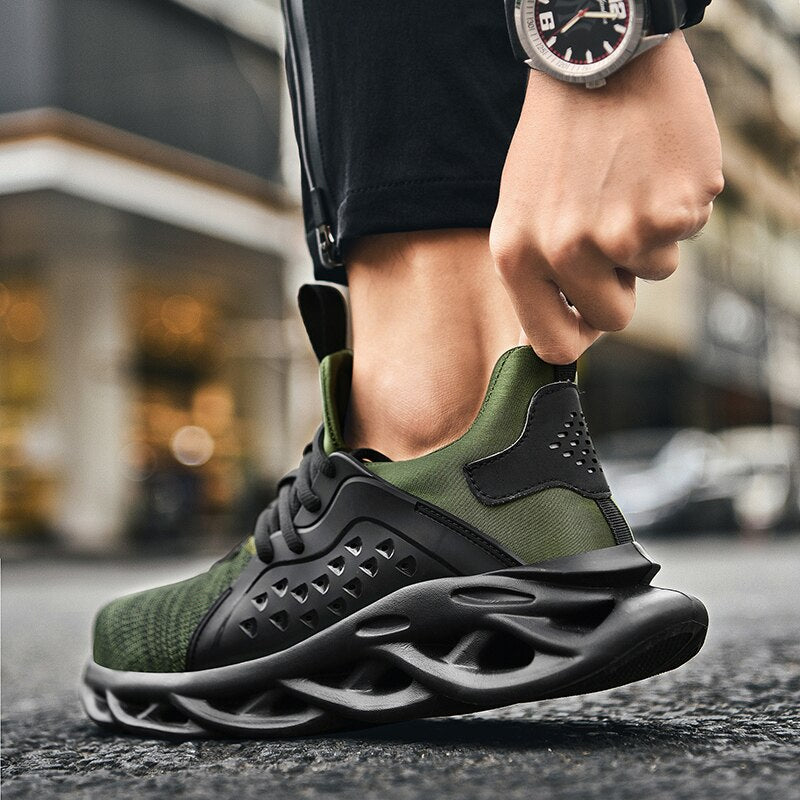 Men’s breathable black lace-up sneakers with shockproof sole and height-increase design

