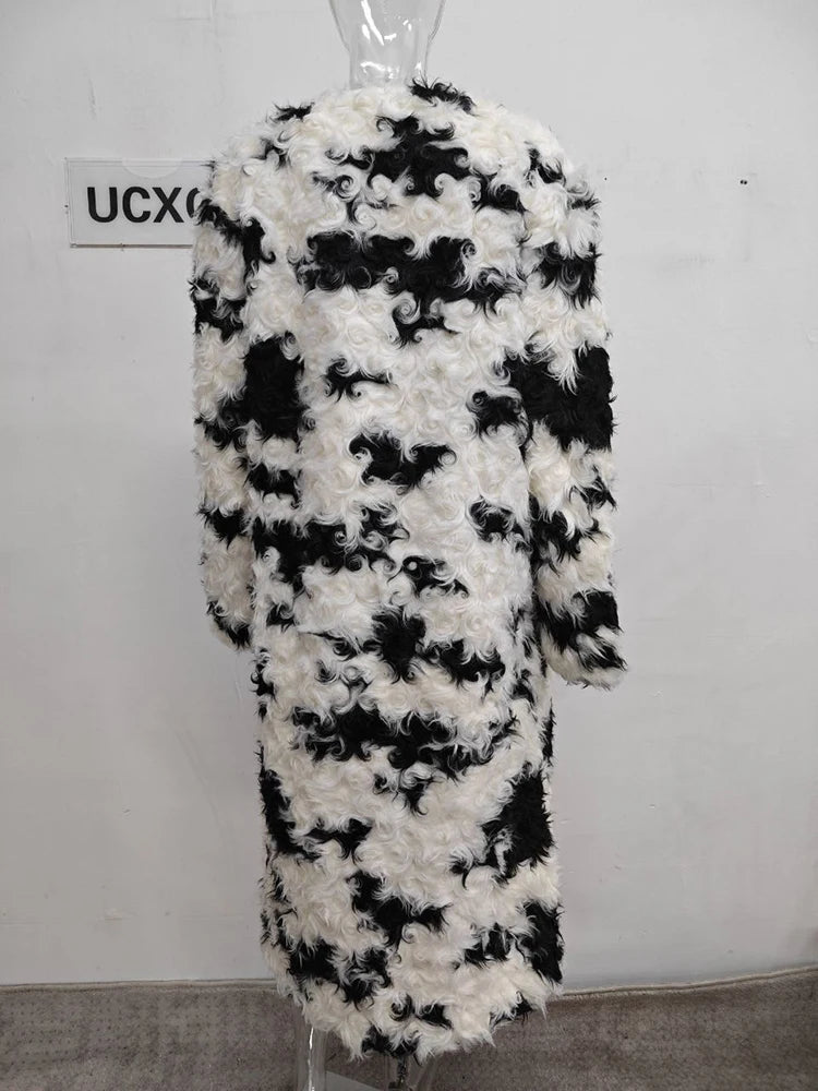 Model wearing the Temperament O-neck lambswool fur coat with contrast color design

