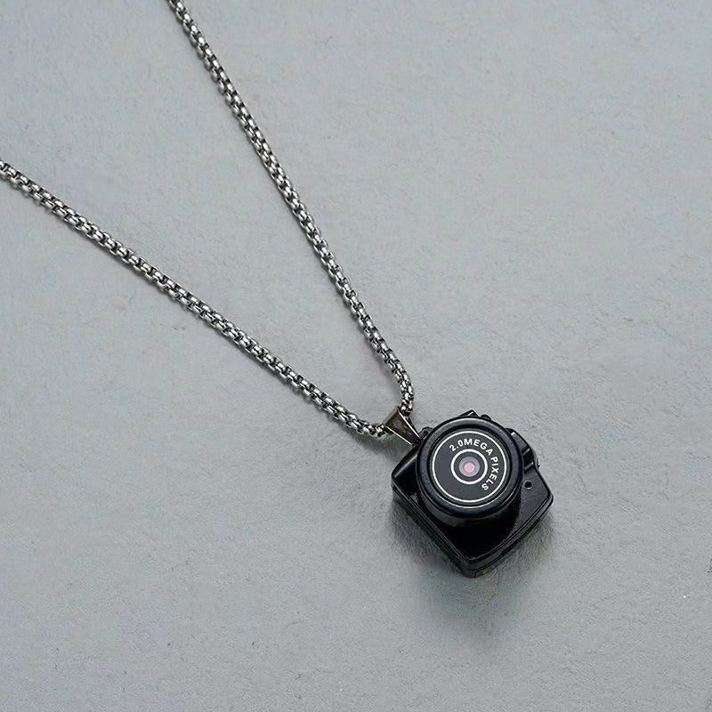 Photographable  Necklace Camera