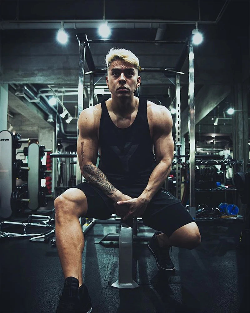 Men’s sleeveless mesh stringer gym tank top for summer workout and bodybuilding

