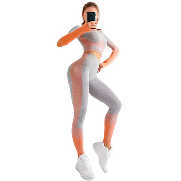 "Women’s seamless yoga set consisting of a high-waisted, form-fitting pair of leggings paired with a matching sports bra. The set features a smooth, stretchy, and breathable fabric, designed in a minimalist style for maximum comfort and flexibility during yoga or fitness activities."