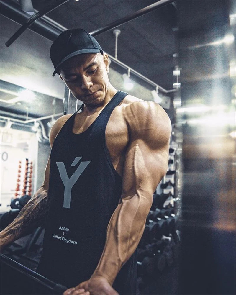 Men’s sleeveless mesh stringer gym tank top for summer workout and bodybuilding


