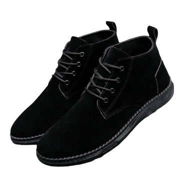 High-top British Men's Casual Leather Shoes with premium leather upper and durable rubber sole for enhanced comfort and style.








