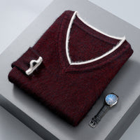 Men’s Pullover V-neck Loose Color Matching Plus Size Thermal Sweater, Comfortable and Stylish for Cold Weather Wear.