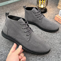 High-top British Men's Casual Leather Shoes with premium leather upper and durable rubber sole for enhanced comfort and style.








