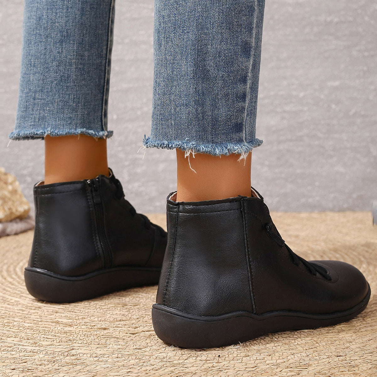 Step out in style with plus-size British Martin boots for women. Casual combat ankle boots with roomy fit, bold design, and all-day comfort.


