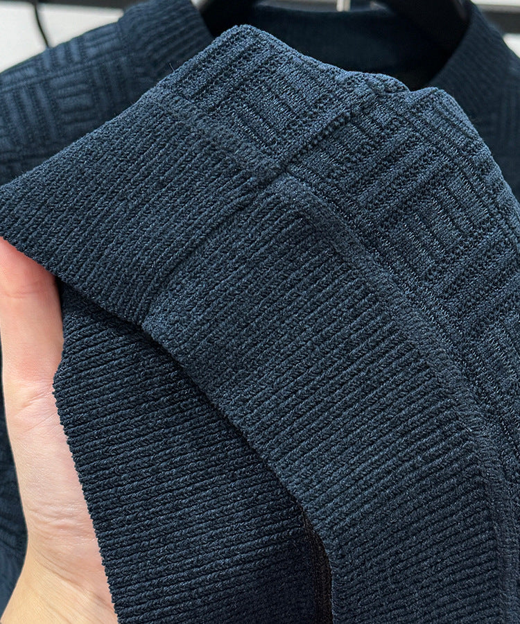 Warm Leisure Round Neck Fashion Men's Top, Comfortable and Stylish for Everyday Wear