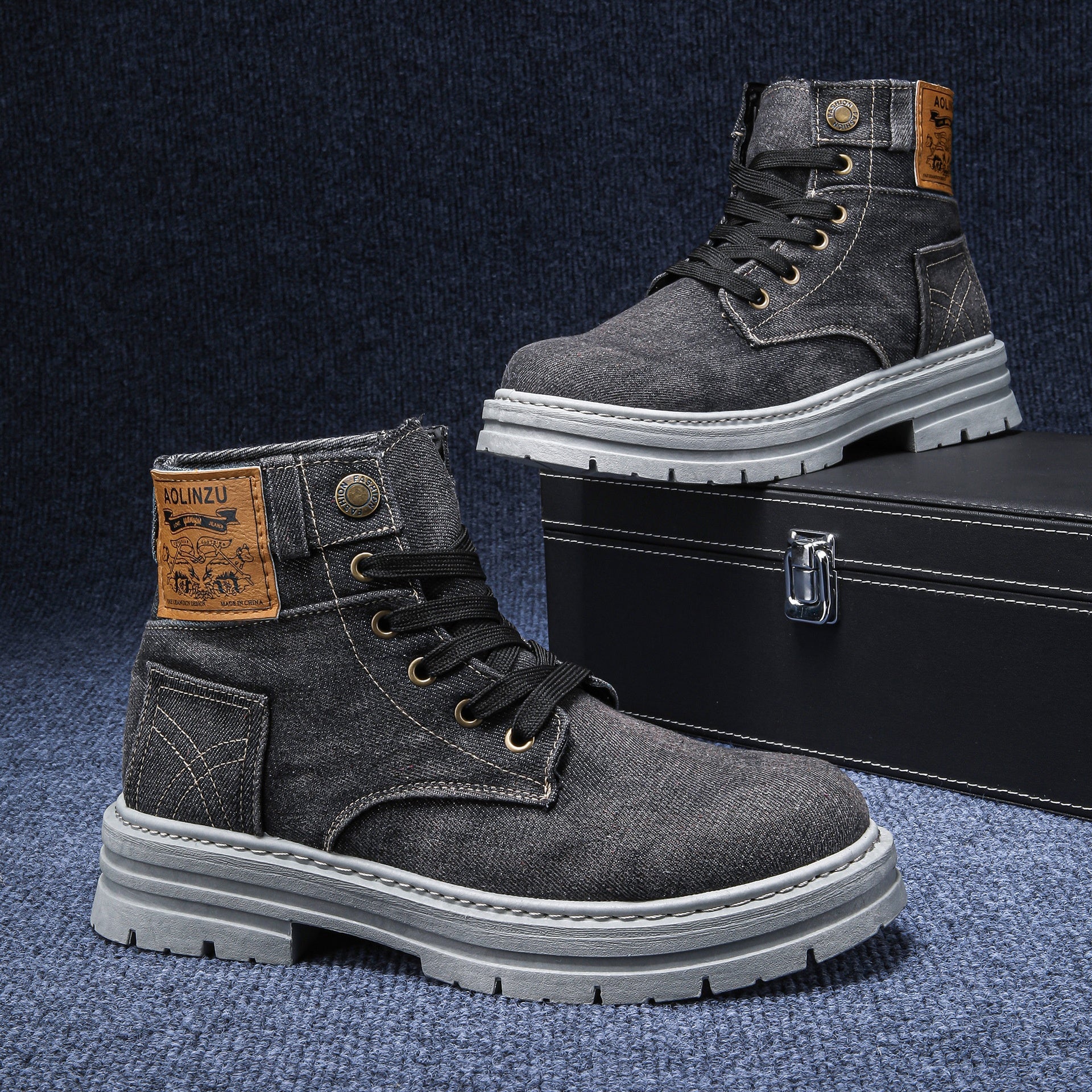 High-top denim board shoes for men with lace-up design and rubber sole.

