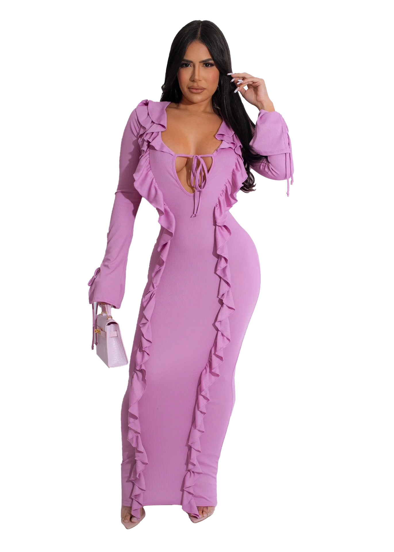 Pure color tied stringy selvedge dress with a simple design and trendy detail, perfect for casual or laid-back occasions.

