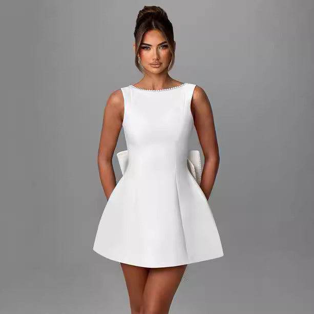 Elegant big-bowed pearls backless dress, sleeveless A-line party evening dress for women, perfect for summer soirées and formal occasions.

