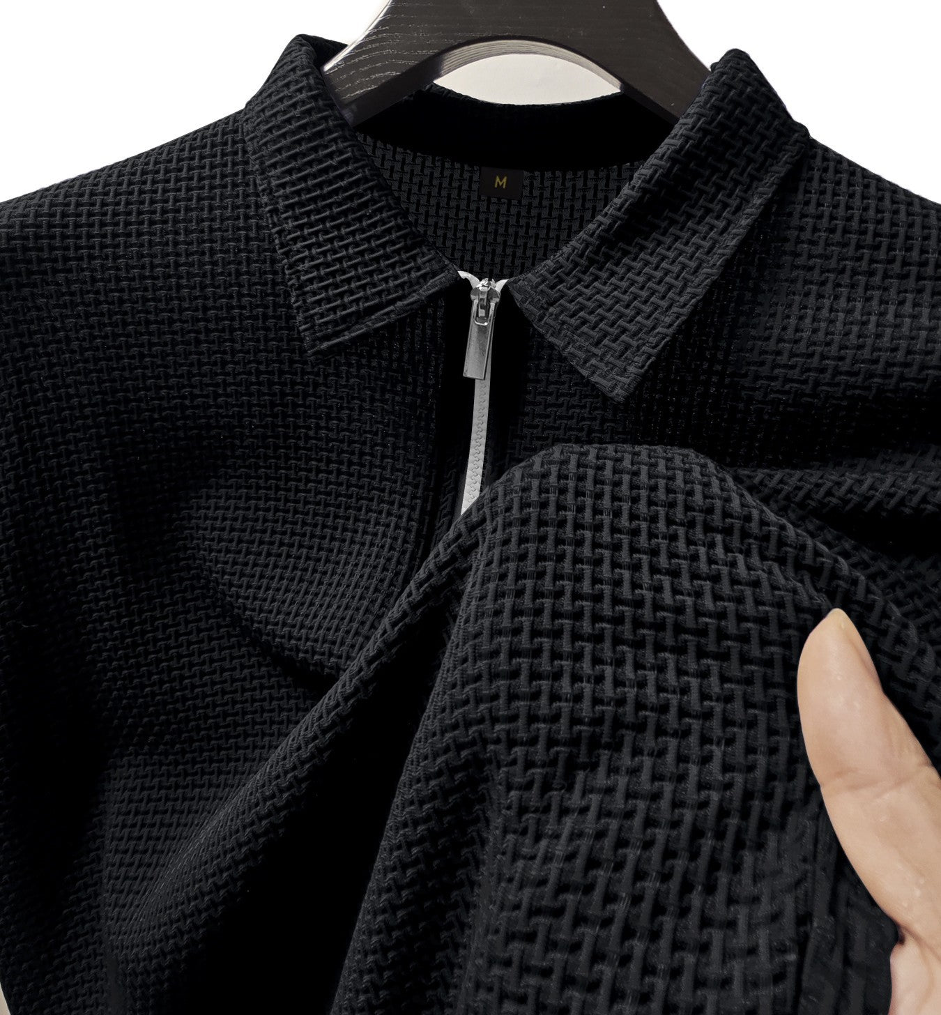 Nylon High Elastic Breathability Men's Casual Top – A breathable, lightweight top designed for comfort and flexibility during outdoor activities and everyday wear.








