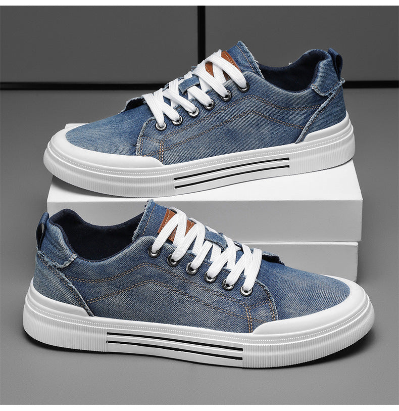 Men’s breathable canvas fashion sneakers in casual style with lace-up design and non-slip sole.


