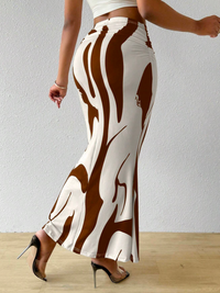 Casual Women's Pleated Skirt – Flattering pleated skirt with a comfortable, relaxed fit for everyday wear.








